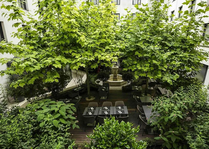 Mercure Gare Montparnasse TgvHotel Parigi